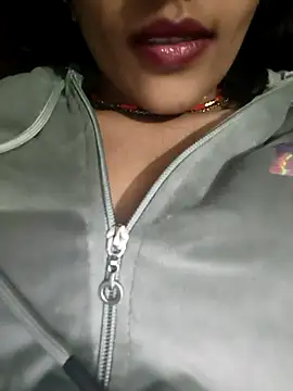 Webcam Model (Eshwari_Chopra)  is live.Free join now!