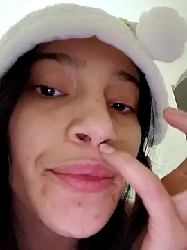 Virgin_Pussy_Love webcam