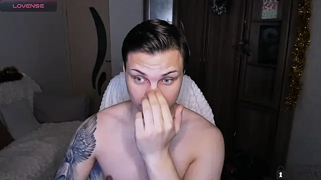 handsome_guy01 webcam