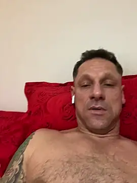 Yourhotboy_42 webcam