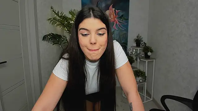 AlluringAriel webcam