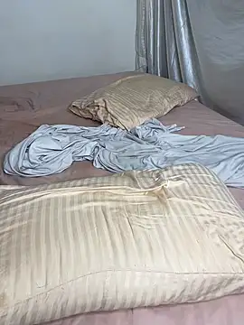 69_Degrees_of_Love webcam