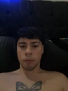 ITHAN_DREAMBOY webcam