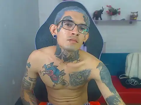 Boy_tatto77 webcam