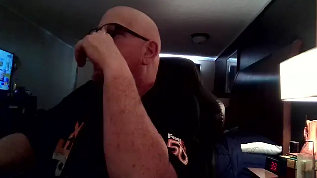 TheyCallMeJimmy webcam