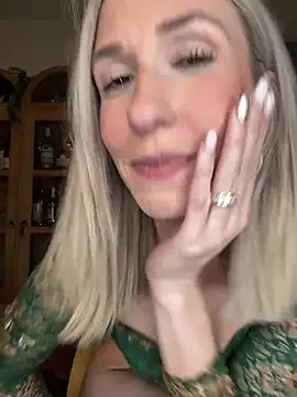 lola_tentatiion webcam