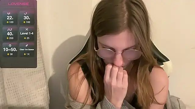 BustyKellyXXX webcam