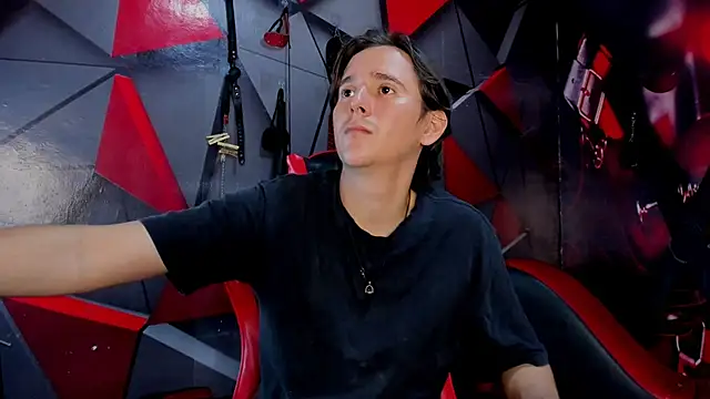 Aaron_LatinMen2 webcam