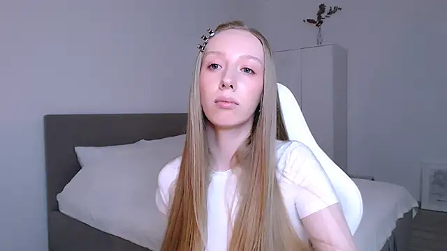 Luna_insniity webcam