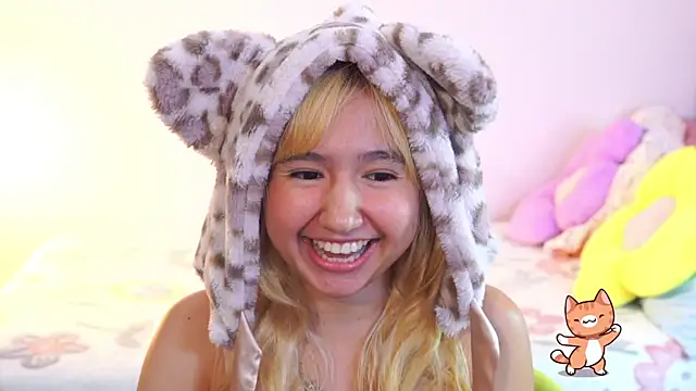 Pinkie_Princes Live Webcam on Stripchat