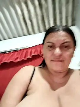 Horny-Mommy-Dirty webcam