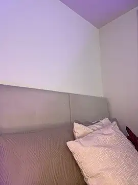 Bella-taylorr webcam