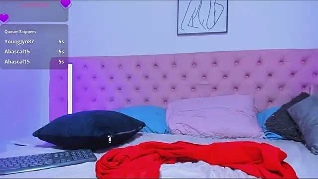 CarolinaGlamour webcam