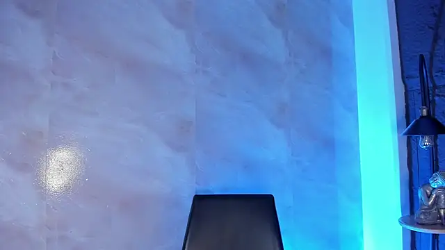 Valery_Shadey webcam