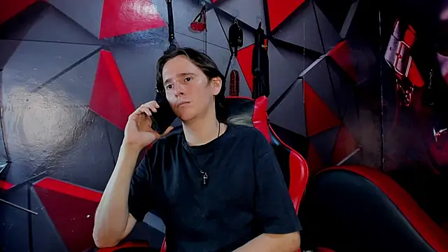 Aaron_LatinMen2 webcam