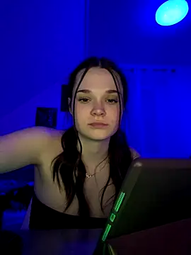 ElenaMariee webcam
