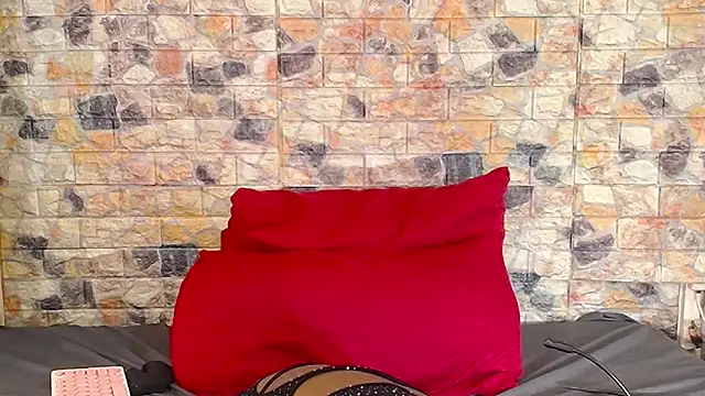 EroticSexyStripper webcam