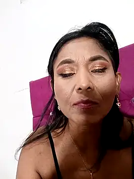 Tifanny_Love33 webcam