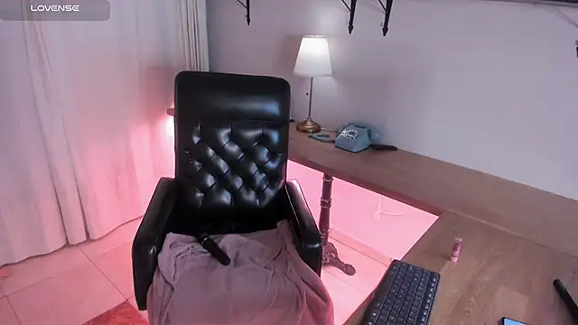 Pamela_Johnsonn webcam