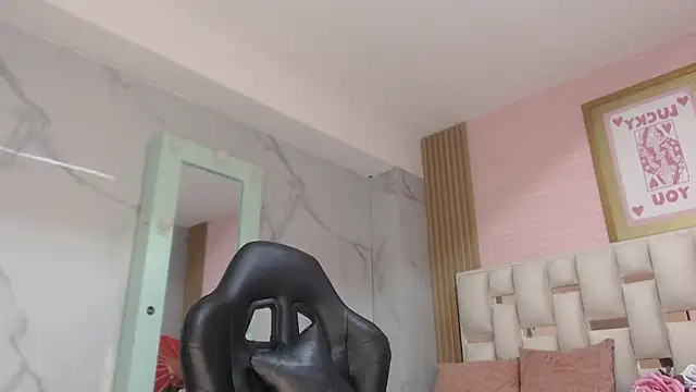 allyssa_bellini_s webcam