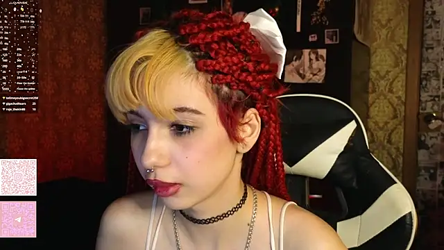 MissMorganMoon webcam