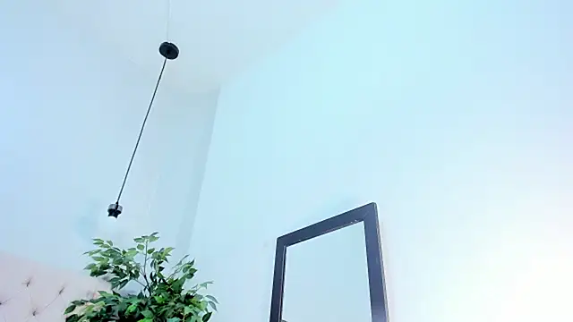 Victoria_Coleman webcam