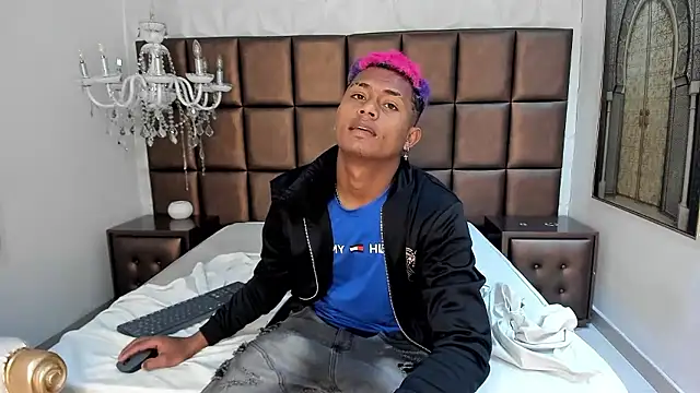 MorenitoDigno webcam