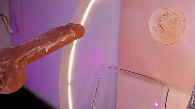 Juli_Casanova webcam