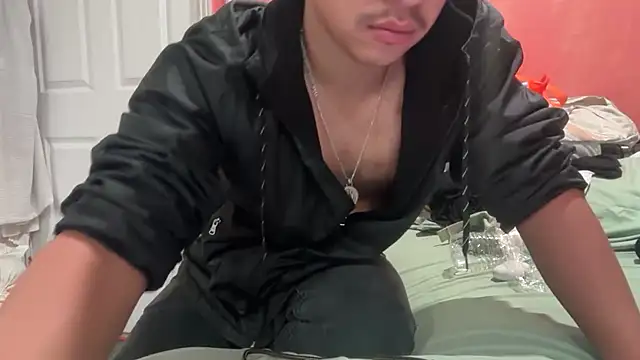 LosAngelesUncutLatino