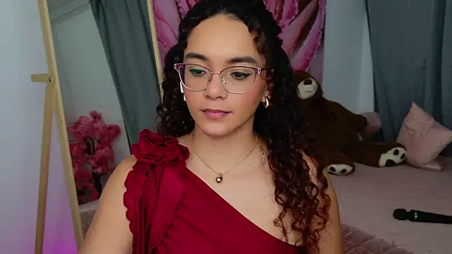 Taylor_Tina webcam