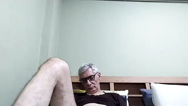 BIGUNCUTHARDCOCK webcam