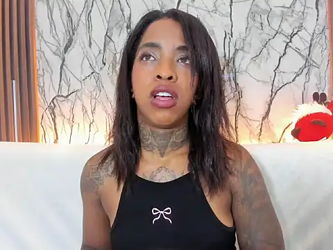 pauline_fox - Pauline_Fox's free webcam - UK Sex Cams