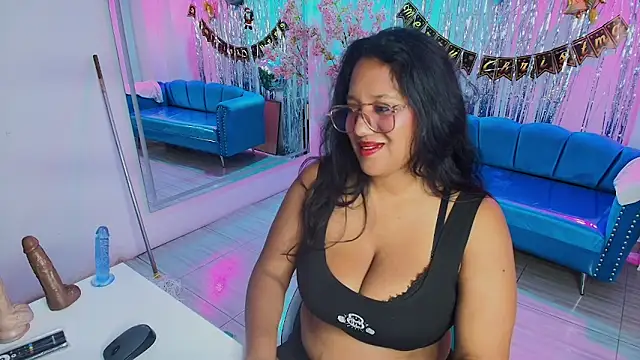 Alondra_gomexxx webcam