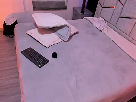 Sienarosewood webcam