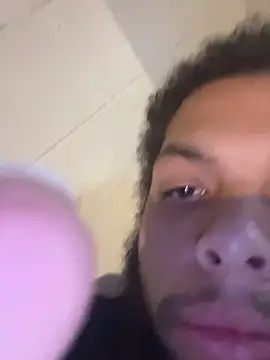 Ilikeemallidc webcam