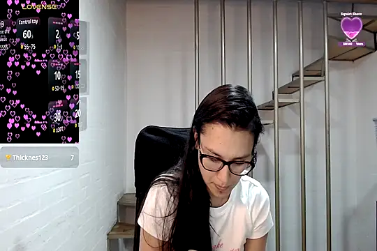 Jessie_Desire webcam