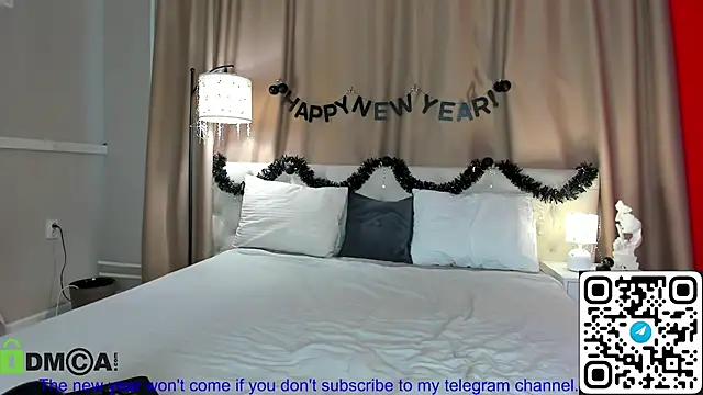 Valerie_Woods webcam