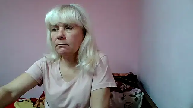 sakura_blonde webcam