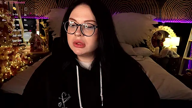 SerahMirabeli webcam