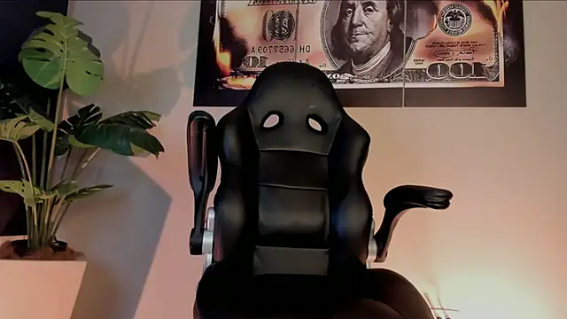 chrizmacgregor webcam