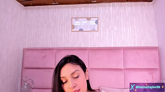 HannaTaylor webcam