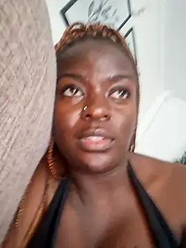 bustytemptress1 webcam