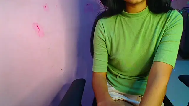 Chandani-Love webcam