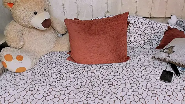 Amberhotqueen webcam