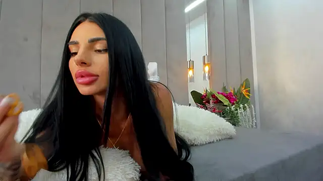 Britney_Charm_ webcam