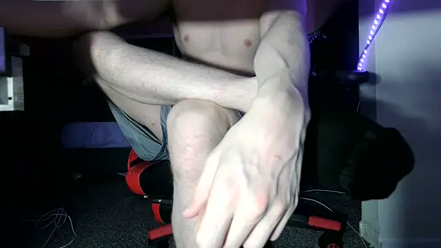 Dick_and_muscles webcam