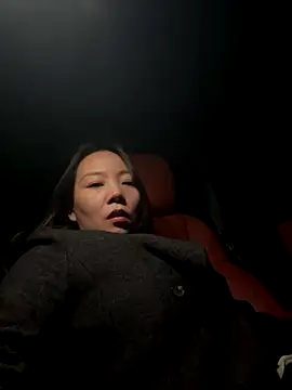 美女xinmengAZ在线直播