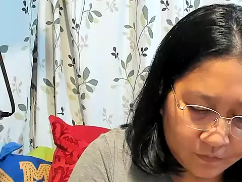 hotchubbyasian88 webcam