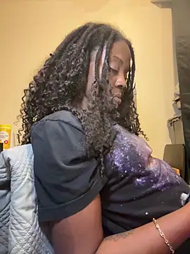 choclatepeaach - Choclatepeaach's free webcam - UK Sex Cams