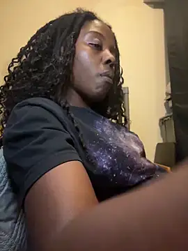 choclatepeaach webcam